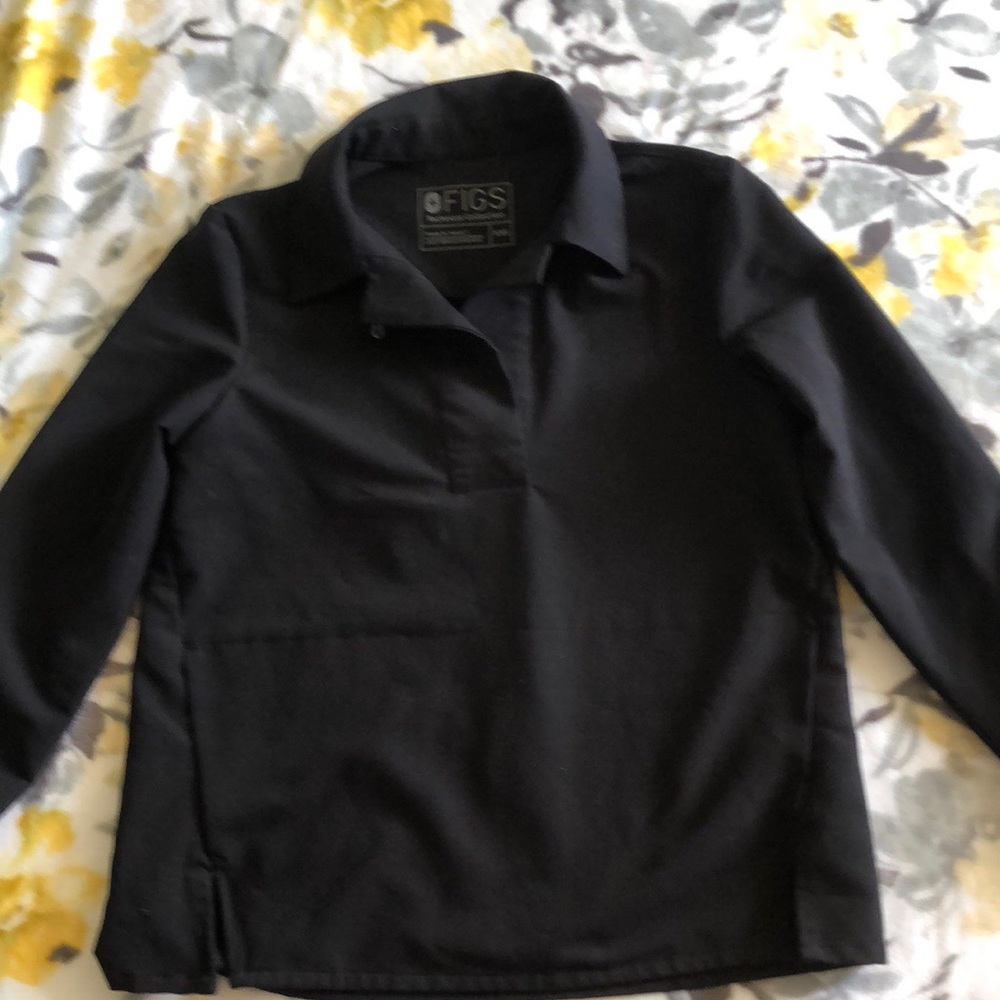 Figs Scrub Top